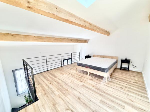 Maison 2 pièce(s) avec jardin et dependance 77.42 m2