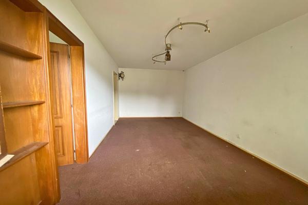 Appartement 2 pièces 53 m² à rénover