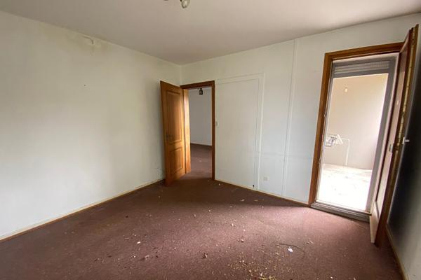 Appartement 2 pièces 53 m² à rénover