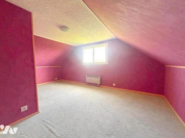 Charmante propriété avec dépendances, parc animalier et installations équestres – Terrain de 5 676 m