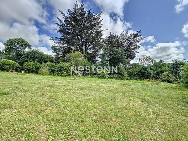 QUERRIEN - PROCHE QUIMPERLE - Terrain constructible de 744m²