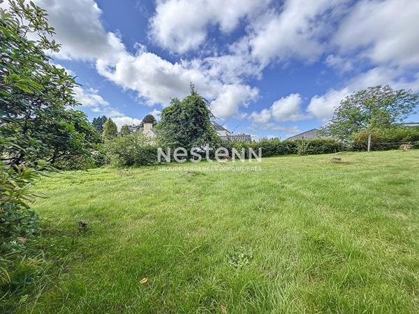 QUERRIEN - PROCHE QUIMPERLE - Terrain constructible de 744m²