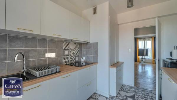 Appartement à vendre 4 pièces 98m² Montauban (82000)
