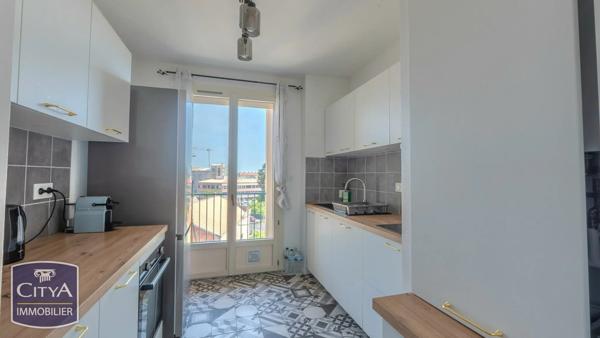 Appartement à vendre 4 pièces 98m² Montauban (82000)