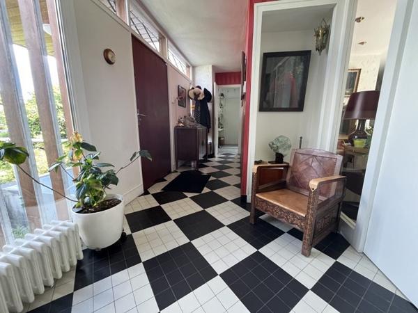 Maison à vendre 556 500 € Mérignac 4 p 150 m² DPE E