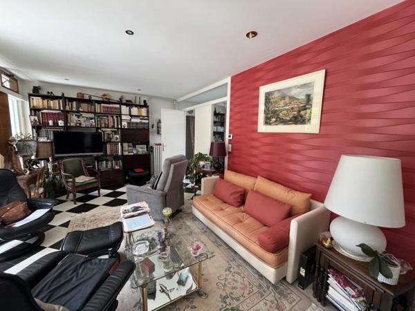 Maison à vendre 556 500 € Mérignac 4 p 150 m² DPE E