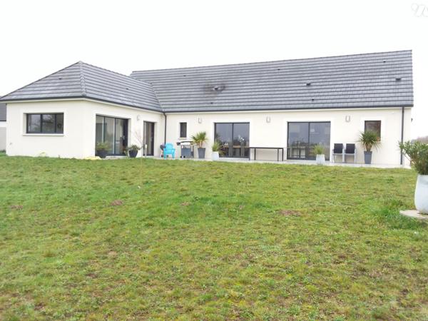 SUPERBE PAVILLON A 15 MNS SUD DE BLOIS, CONSTRUCTEUR REPUTE