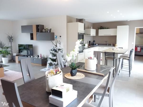 SUPERBE PAVILLON A 15 MNS SUD DE BLOIS, CONSTRUCTEUR REPUTE