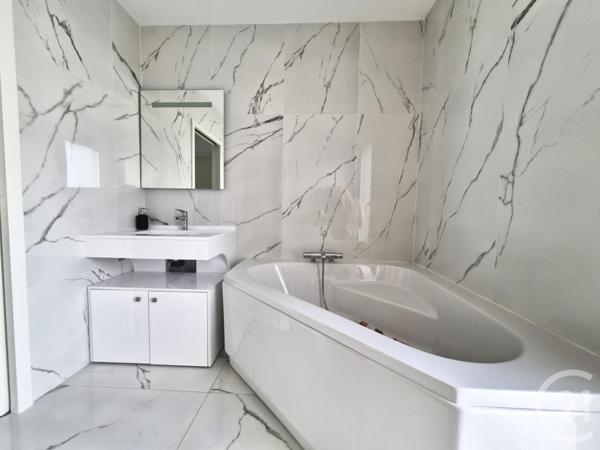 Appartement F4 à vendre  4 pièces - 90,12 m2 CUVRY - 57