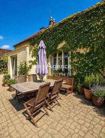 Maison à Courtenay, 45320 - 6 pièces 180m²