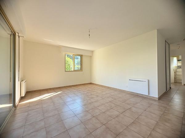 F2 56M² avec Parking et cave - VIDE