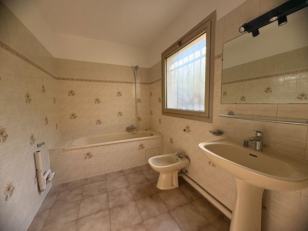 F2 56M² avec Parking et cave - VIDE