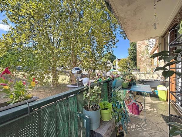 Vente                                                      Appartement
                        
                     3 pièces                      70 m2                     à Brunoy