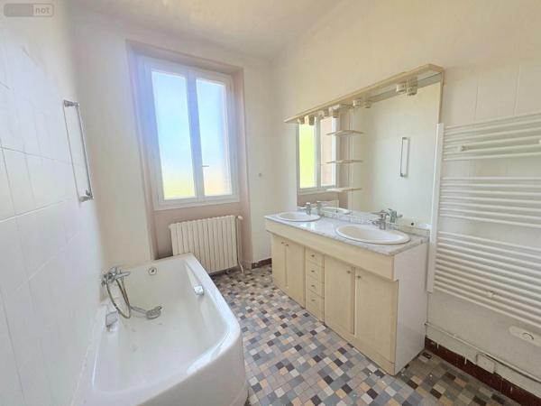 Achat - Maison | Pavillon Saint-Benoît-du-Sault 36170 5 pièces 150 m 2 768 m 2