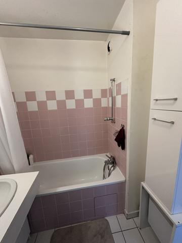 REIMS SAINT ANNE - APPART T2 - 1CH - GARAGE FERMÉ