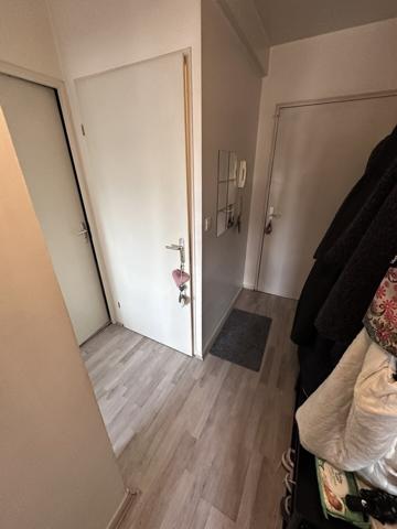 REIMS SAINT ANNE - APPART T2 - 1CH - GARAGE FERMÉ