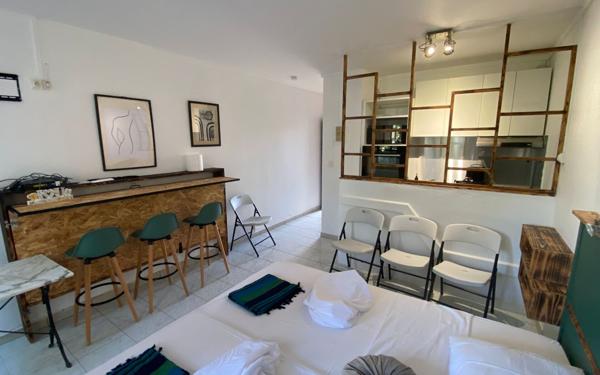 Appartement à vendre    1 pièce • 22 m2 Les Trois-Îlets