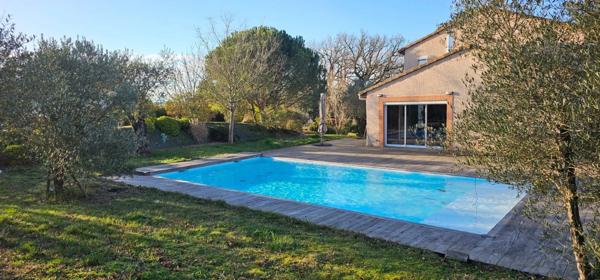 Dpt Haute Garonne (31), à vendre  maison P7 de 183 m² - Terrain de 1 816,00 m²