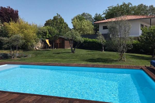 Dpt Haute Garonne (31), à vendre  maison P7 de 183 m² - Terrain de 1 816,00 m²