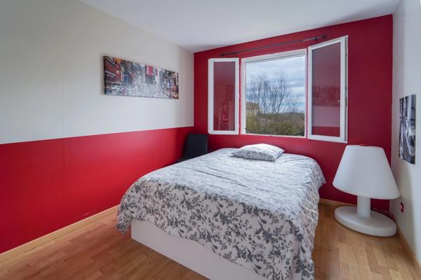 Dpt Haute Garonne (31), à vendre  maison P7 de 183 m² - Terrain de 1 816,00 m²