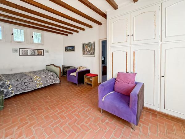À vendre propriété à Carpentras avec piscine et gîtes