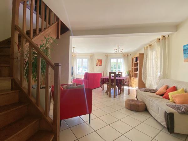 Nogent-le-Roi (28210) Maison 7 pièces – 163 m² habitables sur 1147 m² de terrain