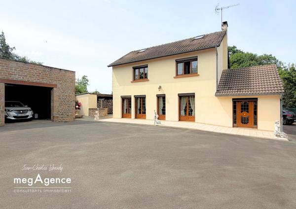 Maison à SAINT-GERMAIN-DE-TALLEVENDE-LA-LANDE-VAUMONT, 14500 - 5 pièces 139m²