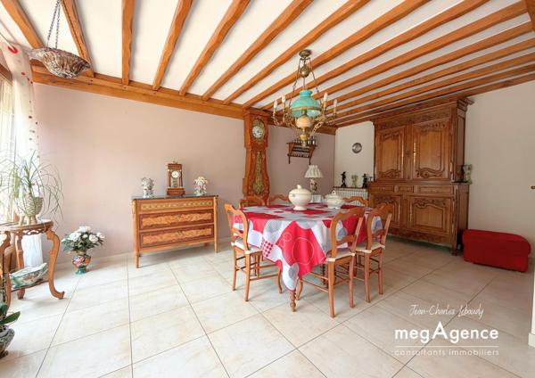 Maison à SAINT-GERMAIN-DE-TALLEVENDE-LA-LANDE-VAUMONT, 14500 - 5 pièces 139m²
