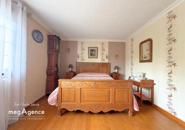 Maison à SAINT-GERMAIN-DE-TALLEVENDE-LA-LANDE-VAUMONT, 14500 - 5 pièces 139m²