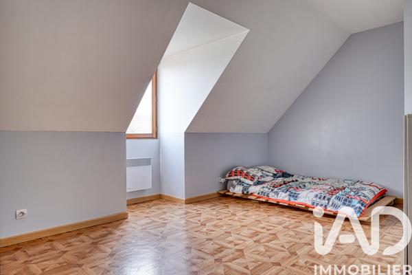 Maison à vendre 9 pièces 147 m² Chaumontel