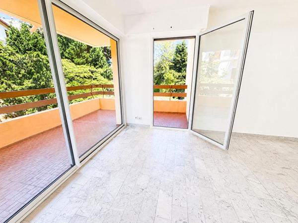 NOUVEAU Appartement  2 pièce(s) 48 m2