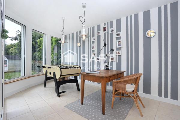 A Servon sur Vilaine, belle maison en pierre.