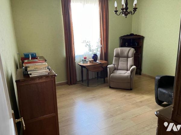 Maison avec 3 chambres, petite cour