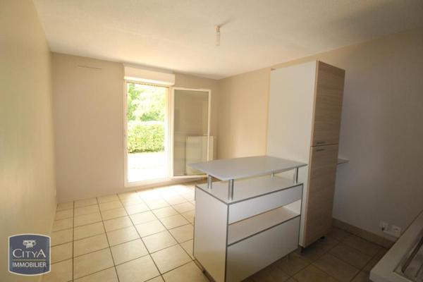 Appartement à louer 2 pièces 35.51m² Chartres (28000)