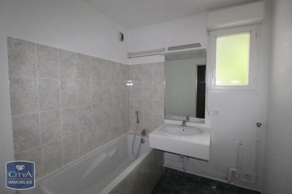 Appartement à louer 2 pièces 35.51m² Chartres (28000)