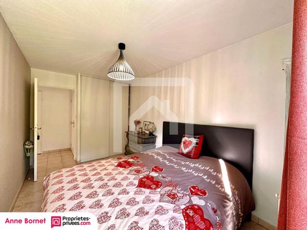 Appartement 3 pièces en rez-de-jardin 70 m2, 2 parkings, piscines, tennis