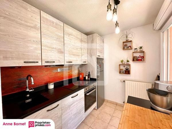 Appartement 3 pièces en rez-de-jardin 70 m2, 2 parkings, piscines, tennis