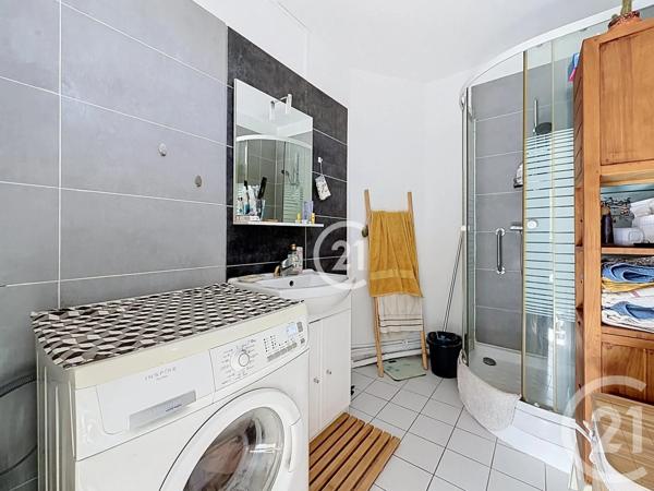 Appartement F2 à vendre  2 pièces - 48,43 m 2   MONTREUIL  - 93