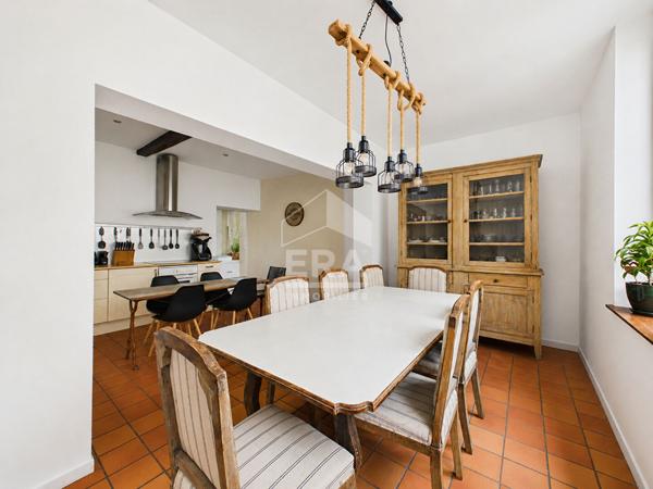 Maison Noveant Sur Moselle 8 pièce(s) 143 m2