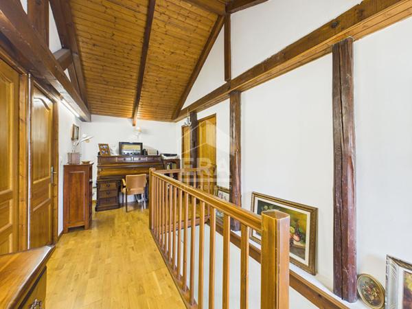 Maison Noveant Sur Moselle 8 pièce(s) 143 m2