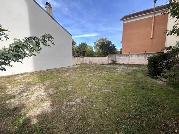 TRES RARE à MONTCHAT !