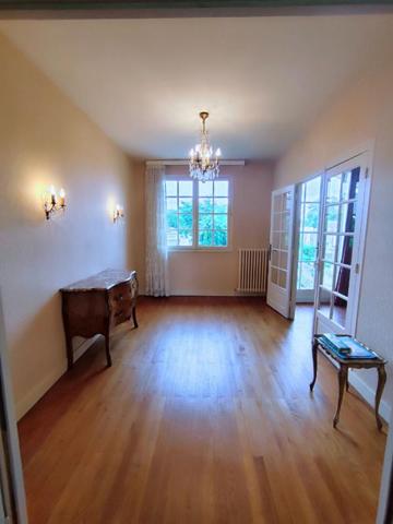 Maison Loudun 6 pièces 126.87 m2