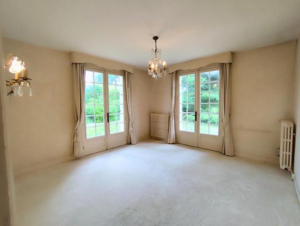 Maison Loudun 6 pièces 126.87 m2