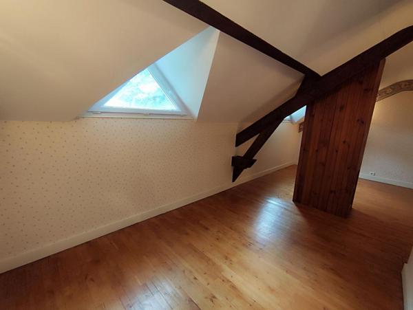 Maison Loudun 6 pièces 126.87 m2