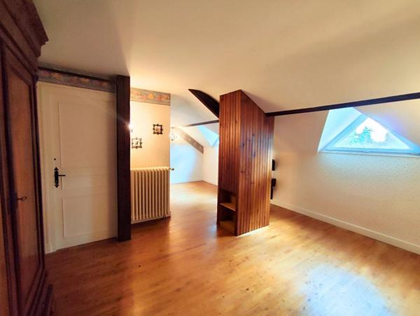 Maison Loudun 6 pièces 126.87 m2