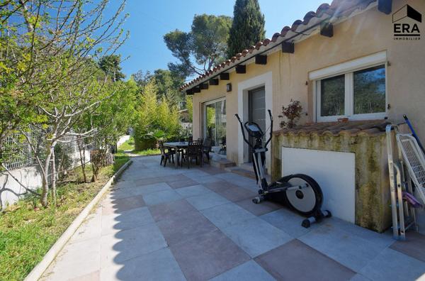 EXCLUSIVITE -Les Pennes Mirabeau - Maison T3 de 110 m2 + T2 de 53 m2 + T2 de 47 m2