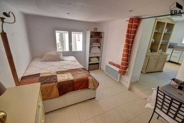 EXCLUSIVITE -Les Pennes Mirabeau - Maison T3 de 110 m2 + T2 de 53 m2 + T2 de 47 m2