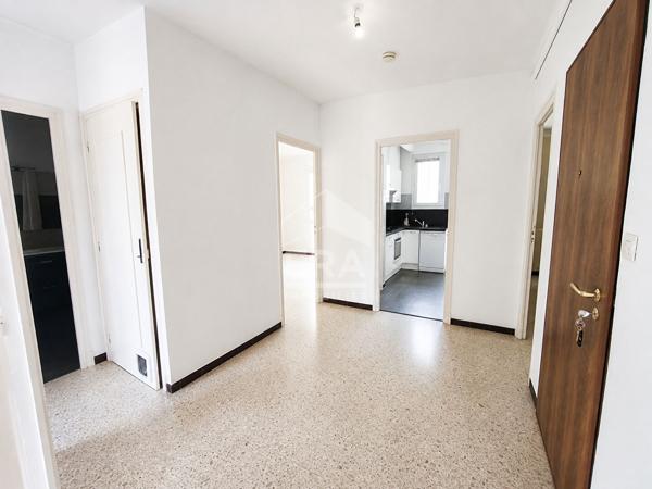 Appartement 4 pièces avec balcon, cave et paking couvert privé à vendre à Perpignan quartier la Lunette