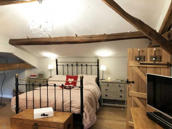 MAISON DE 238M² SUR UN TERRAIN DE 2,5 HA