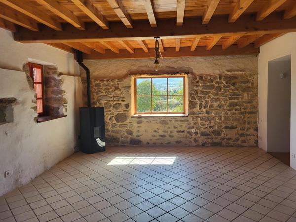 Maison 5 pièces de 153 m² à Boisset st priest